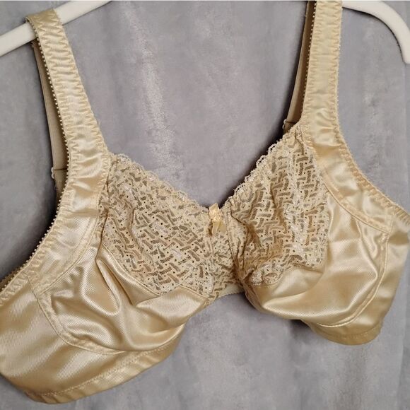 Mastectomy Bra One Of Many - Picture 1 of 3